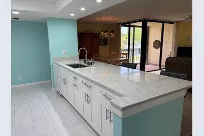 825 Egret Circle, Unit #205, Delray Beach, FL 33444 - Photo 4