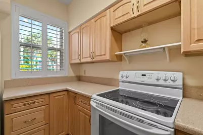3003 Fairway Drive N, Jupiter, FL 33477 - Photo 6