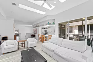 5142 Lake Catalina B Dr Unit, Boca Raton, FL 33496 - Photo 2