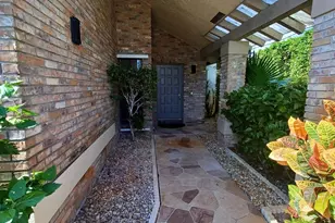 10544 Fenway Pl, Boca Raton, FL 33498 - Photo 8