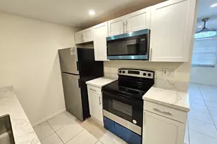 1059 Ainslie D Unit, Boca Raton, FL 33434 - Photo 10