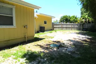 5310 Palm Dr, Fort Pierce, FL 34982 - Photo 24