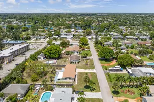 3180 Carol Ave, Palm Springs, FL 33461 - Photo 16