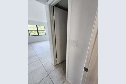 9235 SW 8th 402 Street, Unit #402, Boca Raton, FL 33428 - Photo 22