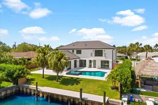 8 Leeward Cir, Tequesta, FL 33469 - Photo 1