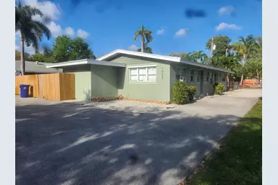 1505 NE 15th Avenue, Unit #4, Fort Lauderdale, FL 33304 - Photo 1