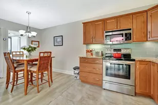 1518 15th Ln, Palm Beach Gardens, FL 33418 - Photo 6