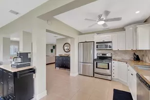 5 Slash Pine Dr, Boynton Beach, FL 33436 - Photo 12