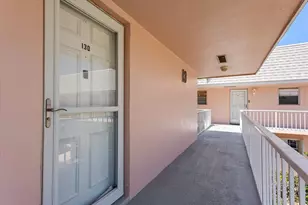 18081 SE Country Club Dr, Jupiter, FL 33469 - Photo 4