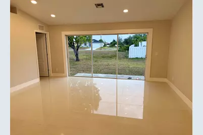 2118 NE 22nd Place, Cape Coral, FL 33909 - Photo 10