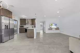 234 Capri E, Delray Beach, FL 33484 - Photo 2