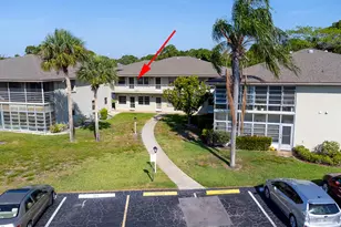 25 Lake Vista Trail, Port Saint Lucie, FL 34952 - Photo 2