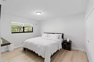 10650 NW 30th Pl, Sunrise, FL 33322 - Photo 16