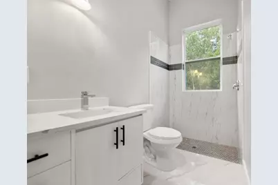 675 NE Moss Rose Place, Port Saint Lucie, FL 34983 - Photo 16