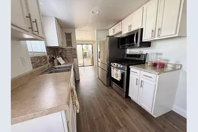 8 Ricks Drive, Unit #8, Greenacres, FL 33463 - Photo 4