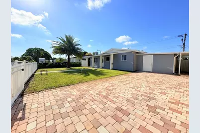 1034 Almeria Road, West Palm Beach, FL 33405 - Photo 2