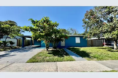 629 Troy Boulevard, West Palm Beach, FL 33409 - Photo 1