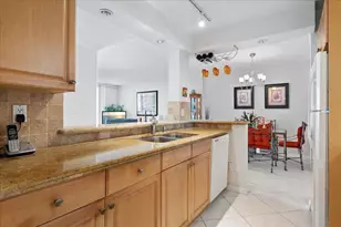 1009 N Ocean Blvd, Pompano Beach, FL 33062 - Photo 8