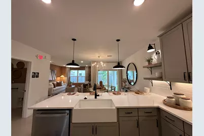 301 Silver Sands Lane, Unit #14, Fort Pierce, FL 34945 - Photo 4