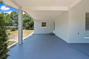 903 S 27th St, Fort Pierce, FL 34947 - Photo 4