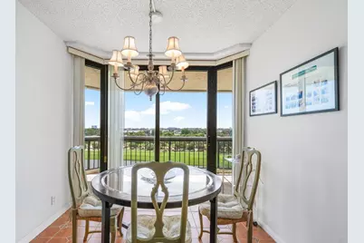 1900 Consulate Place, Unit #402, West Palm Beach, FL 33401 - Photo 14