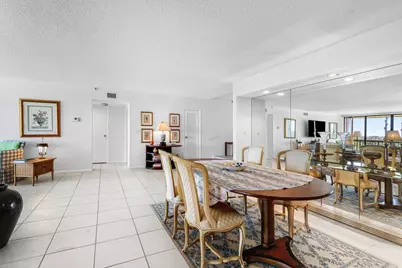 1900 Consulate Place, Unit #402, West Palm Beach, FL 33401 - Photo 8