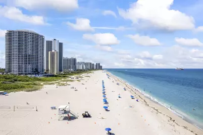 3819 N Ocean Drive, Singer Island, FL 33404 - Photo 14