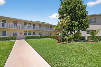 216 Dorchester J, West Palm Beach, FL 33417 - Photo 2