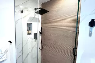 1211 NE 15th Ave, Fort Lauderdale, FL 33304 - Photo 6