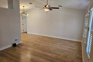 389 SE Whitmore Dr, Port Saint Lucie, FL 34984 - Photo 4