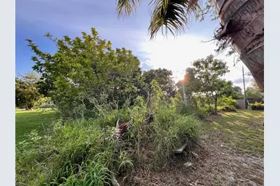 2189 SE Gaslight Street, Port Saint Lucie, FL 34952 - Photo 4