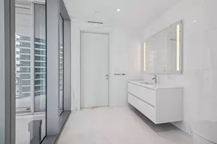 300 Biscayne Blvd Way, Miami, FL 33131 - Photo 32