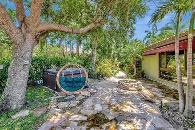 2360 SE 7th Drive, Pompano Beach, FL 33062 - Photo 36