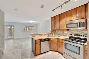 3055 Riverside Dr, Coral Springs, FL 33065 - Photo 6