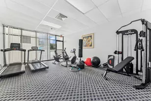 2000 Presidential Way, West Palm Beach, FL 33401 - Photo 12