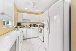 160 Tuscany C, Delray Beach, FL 33446 - Photo 10