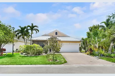 107 NW Summerville Court, Port Saint Lucie, FL 34986 - Photo 2