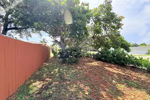 307 4th St, Lake Park, FL 33403 - Photo 10