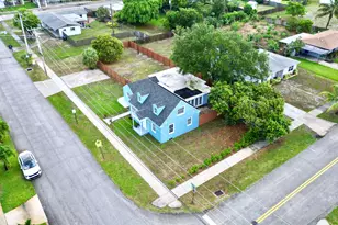 307 4th St, Lake Park, FL 33403 - Photo 16