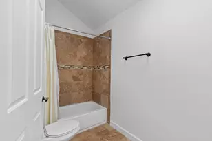 1415 Bear Island Dr, West Palm Beach, FL 33409 - Photo 22