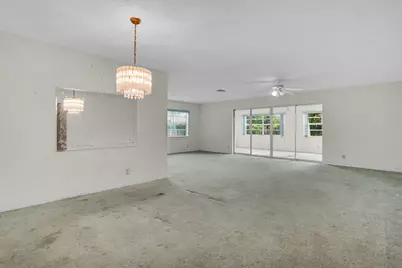 6113 Rainbow Circle, Greenacres, FL 33463 - Photo 6