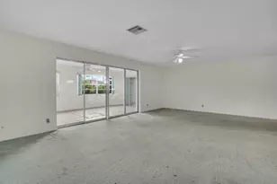 6113 Rainbow Cir, Greenacres, FL 33463 - Photo 10