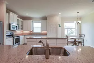 2529 St Lucia Cir, Vero Beach, FL 32967 - Photo 8