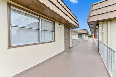 271 Saxony, Unit #F, Delray Beach, FL 33446 - Photo 22