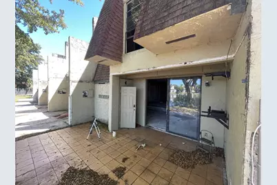 8921 Palm Tree Lane, Unit #8921, Pembroke Pines, FL 33024 - Photo 6