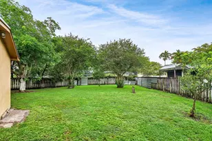 8330 NW 23rd St, Pembroke Pines, FL 33024 - Photo 18