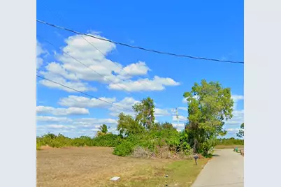 4168 NE 9th Place, Cape Coral, FL 33909 - Photo 2