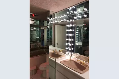 2520 Presidential Way Way, Unit #205, West Palm Beach, FL 33401 - Photo 12