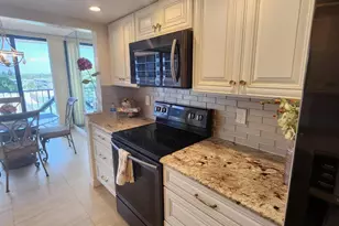 899 Jeffery St, Boca Raton, FL 33487 - Photo 4