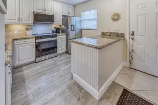 1428 S Lakeside Dr, Lake Worth Beach, FL 33460 - Photo 12